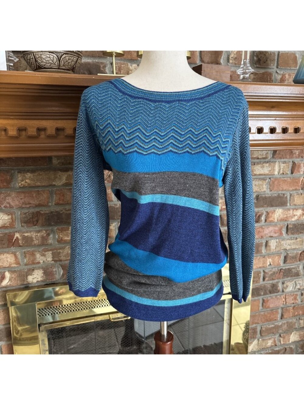 The Limited Thin Blue Knit Sweater 3/4 Sleeves Size Large NWT